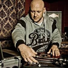 Khuli Chana – Tswa Daar Lyrics | Genius Lyrics