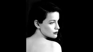 𝐋𝐢𝐯 𝐓𝐲𝐥𝐞𝐫