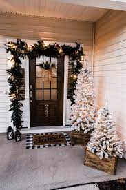 Easy outside christmas decorations ideas. 39 Spectacular Outdoor Christmas Decorations Best Holiday Home Decor