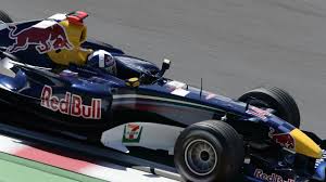 David coulthard has revealed that his duties for red bull this season will include assisting with the company's young driver programme. Formula One F1 Redbull 2005 Season David Coulthard Istanbul Road Show Youtube