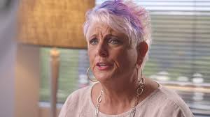 Hope Linder's Instagram, Twitter & Facebook