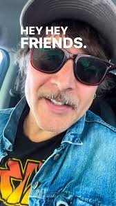 Much love !! I’m heading to @wraptitudemthood to play this evening! 6pm!  #travelingmusician #pnwmusic #mthood #bendoregonlife #onemanband #subaru