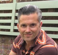 Using peat free products in your garden: Neil Grey (Melcourt Inustries)