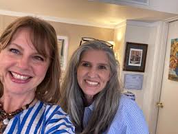 I'm excited to announce that my art can now be found at Stella & Goose in  Florence. This gallery in Florence, AL, has a classy and whimsical vibe,  beautifully curated by Amy.