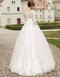 Add some pretty drop earrings, and you'll look like a million dollars. 25 Ball Gown Wedding Dresses Under 200 Dollars For Budget Savvy Brides Chiclypoised Boho Wedding Dress Lace Long Sleeve Bridal Gown Long Sleeve Wedding Gowns