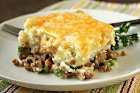 Pate Chinois Is A French Canadian Dish Similar To English Cottage Pie Or Shepherd S Pie Or French Hachis Pa Turkey Shepherds Pie Shepherds Pie Fodmap Recipes