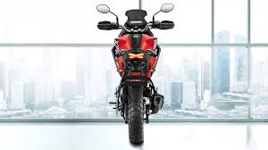 It could reach a top speed of 77 mph (124 km/h). 6eiilgxm3cr6om