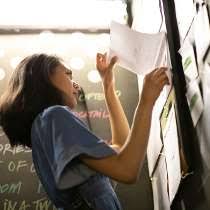 It is also a position that can lead to more career opportunities. Kate Spade New York Senior Financial Analyst Salaries Glassdoor