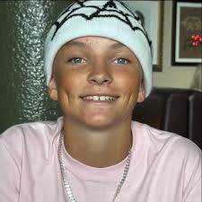 Tommy Calvert from CA USA Skateboarding Global Ranking Profile Bio, Photos,  and Videos