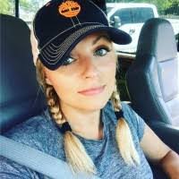 Sandra Sessions's Instagram, Twitter & Facebook