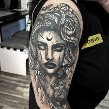 Caroxa Tattoo Studio Tattoo & Body Piercing