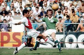 Entre la copa mundial de fútbol de 1934 y la copa mundial de fútbol de 1954, la selección de perú no participó, lo que generó que se perdieran al menos cuatro generaciones. O Xrhsths Fifa World Cup Sto Twitter Onthisday In 1970 Soviet Union 2 0 El Salvador Germany Fr 3 1 Peru Brazil 3 2 Romania Sweden 1 0 Uruguay Worldcup Mexico1970 Worldcupathome Https T Co Gu3jn4vdav