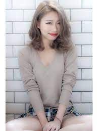 eight渋谷 ノームコア 毛先カールうぶバング 24時間いつでもweb予約ok ヘアスタイル10万点以上掲載 お気に入りの髪型 人気のヘアスタイルを探すならkirei style キレイスタイル で パーマヘアスタイル ノームコア レディース パーマヘア