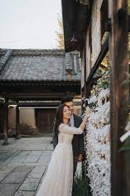 Pre Wedding Session In Kyoto Gion Foreign Wedding Japan Wedding Pre Wedding