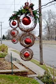 Outdoor Decoration Using Large Ornaments Christmas Decorations Diy Outdoor Christmas Wreaths Outdoor Christmas Decorations