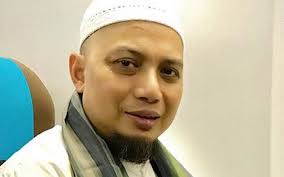 Nonton online berita dan info arifin ilham meninggal terupdate hanya di vidio. Ustaz Arifin Ilham Meninggal Dunia Bertepatan 17 Ramadan Fornews Co
