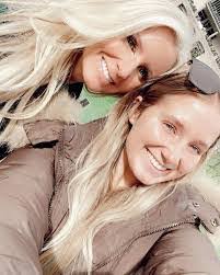 Tabatha Stubbs's Instagram, Twitter & Facebook