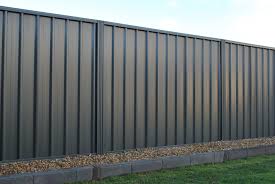 Fielders 1 8m Smooth Cream Double Sided Steel Fencing Panel Metal Fence Metal Fence Panels Fence Design
