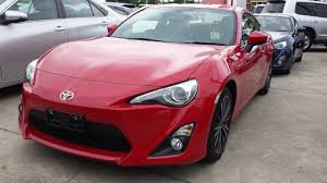 A low, wide fastback coupe that's sleek but not striking. 2015 Toyota Gt86 86 In Depth Tour Interior Exterior Youtube