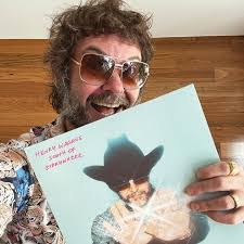 Henry Wagons's Instagram, Twitter & Facebook