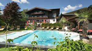 Herzlich willkommen in einem gemütlichen, familiären haus mit charme. Ferienanlage Und Reitanlage Altachhof Saalbach Hinterglemm