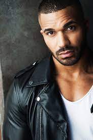 Pin On Men Headshots