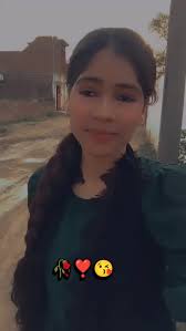 Kajal Yadav님의 Instagram video • Feb 15, 2025 at 5:08 PM