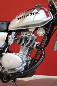 Kita nostalgia saja yuk dengan 6 motor binter yang pernah mengaspal di indonesia! Honda Sl125 1972 Vinduro Nz Vintage Honda Motorcycles Honda Bikes Retro Motorcycle