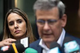 Artículos sobre Guillermo Maciel