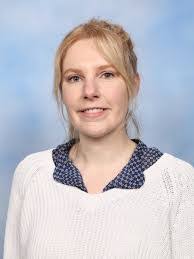 Sarah Bourke's Instagram, Twitter & Facebook