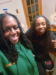 Family Matters 🖤 Special thanks to Timothy Ricketts & Latrice Ricketts for  a lovely evening.💪🏾 Bonus: One of my favorite singers- TWEET aka  "Charlene" 🎤🎶 #allblackexperience