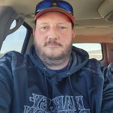 How come my 1997 ski-doo 600 won't stay started