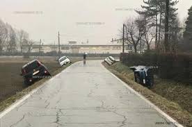 Jun 22, 2021 · ferrara. Eravamo Quattro Amici Al Bar Che Volevano Camin Vattin