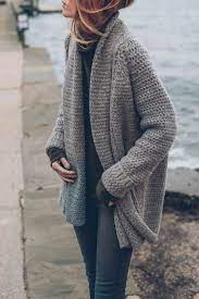 Everyone wants to keep their hands warm, but here we are shown how to keep them warm with style as we are shown how anna saccone accessorizes, matches, and makes the warm winter dressing fashionable and exciting. How To Style Chunky Knit Cardigan 15 Lovely Outfit Ideas Fmag Com
