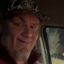 Robert Remy (@mr_rems) · Instagram photos and Reels