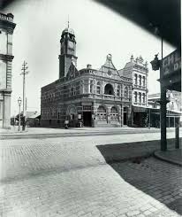Newtown Post Office On The Corner Of King St And Erskineville Rd In 1900 State Records Of Nsw Post Office Australia History New South Wales