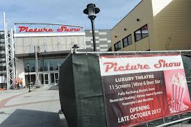 Movie theater in fall river, massachusetts. Fall River Movie Theater Trying To Get Pest Issue Under Control News The Herald News Fall River Ma Fall River Ma