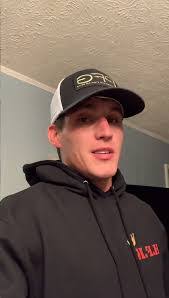 Brandon Pence's Instagram, Twitter & Facebook