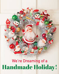 Flea Market Decor Magazine Love It Christmas Wreaths Wreaths Christmas