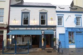 Eu sou o ruan, e hoje vou fazer um pudim de leite condensado! Mikey Ryan S Kitchen In Cashel Main Street Picture Of Mikey Ryan S Bar Kitchen Cashel Tripadvisor