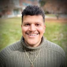 Brett Mayhew's Instagram, Twitter & Facebook