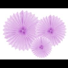 Parme le parme est une couleur qui a pris son nom de sa ressemblance avec les tons de la violette de parme, petite fleur symbolisant l'amour secret. Rosaces En Papier De Soie Parme Lilas Violet Decoration De Fete