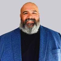 Loan Officer page for Ismael M Muniz