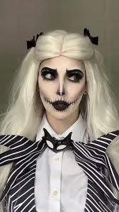 Ana Servin (anaserch)