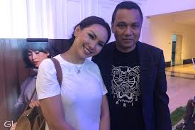 Dari sederet masalah yang menimpa andre, termasuk juga postingan sang istri, deddy menyebut jika hal tersebut memang sengaja diruntutkan. Buka Bukaan Kalina Ocktaranny Soal Pernikahan Ketiga Dan Deddy Corbuzier Halaman All Kompas Com