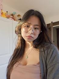 Geraldine Salinas's Instagram, Twitter & Facebook