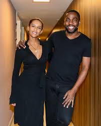 A notícia foi compartilhada neste sábado (21). Lazaro Ramos E Tais Araujo Planejam Novo Casamento So Esperar A Vacina Jetss