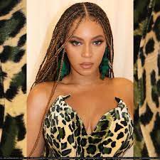 A short blonde pixie with a deep side part and smooth finish. Instagram Beyonce Online Photo Gallery Beyonce Braids Hair Styles Braided Hairstyles