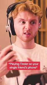 Dating in a Big City: Watch 'Two Strangers Carry a Cake Across New York'