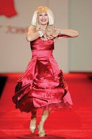 Betsey Johnson - Wikipedia